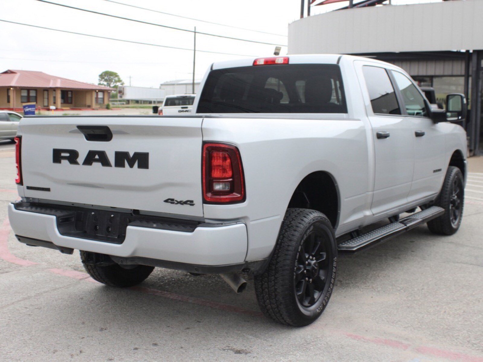 Used 2026 RAM 2500 Big Horn AWD/4WD image 3