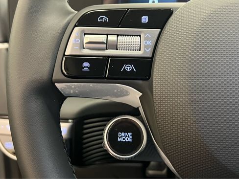 New 2026 Hyundai Ioniq 5 SE image 32