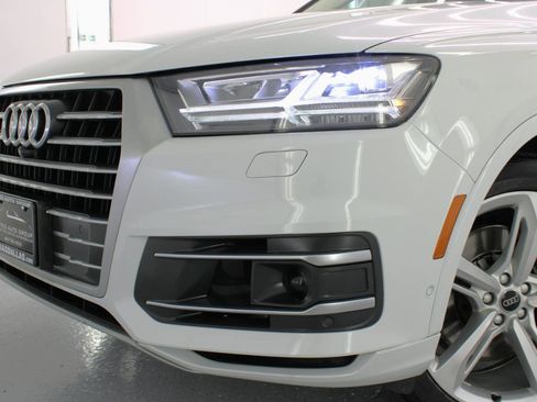 Used 2019 Audi Q7 3.0T Prestige w/ Prestige Package image 21