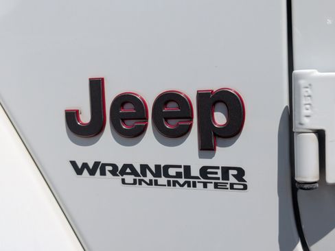 Used 2020 Jeep Wrangler Unlimited Rubicon AWD/4WD image 12