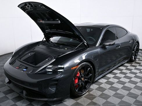 Certified 2022 Porsche Taycan GTS image 35