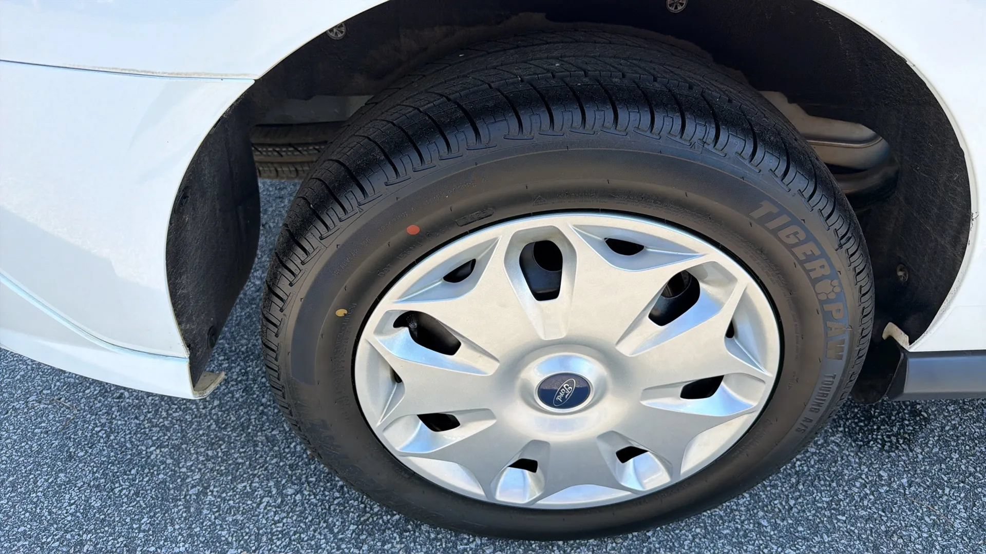 Used 2018 Ford Transit Connect XLT FWD image 24