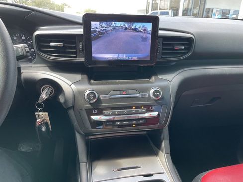 Used 2020 Ford Explorer 2WD w/ Class III Trailer Tow Package image 11