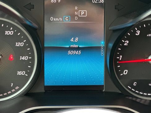 Used 2021 Mercedes-Benz GLC 300 image 25