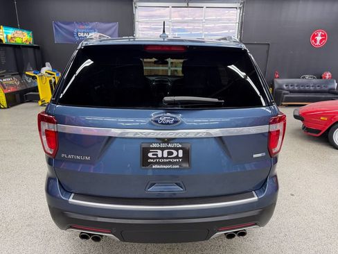Used 2019 Ford Explorer Platinum AWD/4WD image 4