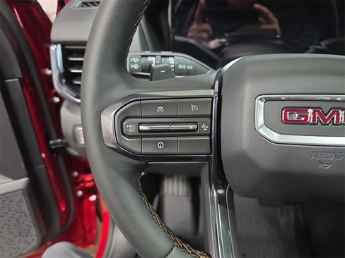 New 2026 GMC Terrain AT4 w/ LPO, Floor Liner Package image 18