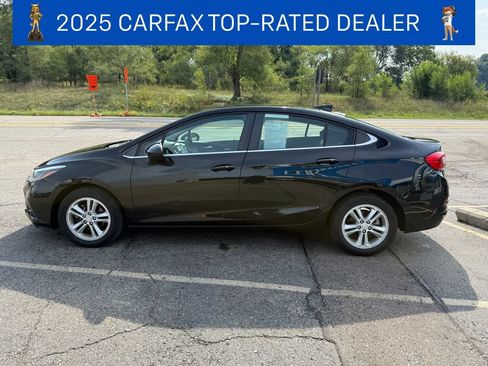 Certified 2018 Chevrolet Cruze LT w/ Convenience Package FWD image 2