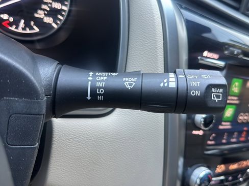 Used 2023 Nissan Murano Platinum w/ Cargo Package image 32