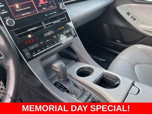 Used 2019 Toyota Avalon XSE w/ All Weather Liner Package FWD image 28