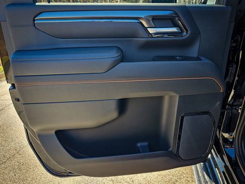 New 2026 GMC Sierra 2500 AT4 w/ AT4 Premium Plus Package AWD/4WD image 37