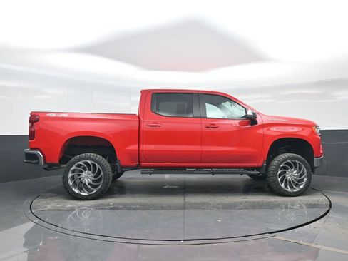Used 2022 Chevrolet Silverado 1500 LT image 7