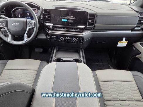 New 2026 Chevrolet Silverado 2500 ZR2 w/ LPO, Dark Essentials Package AWD/4WD image 12