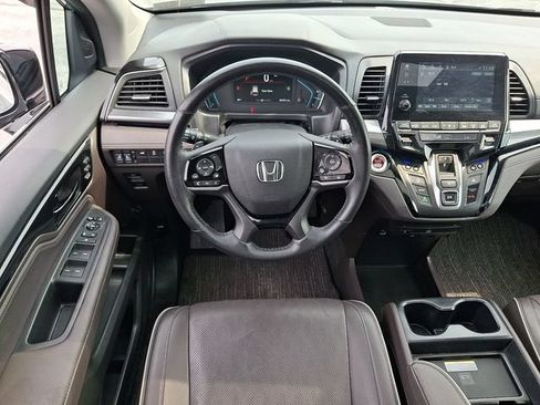 Used 2022 Honda Odyssey Elite image 11