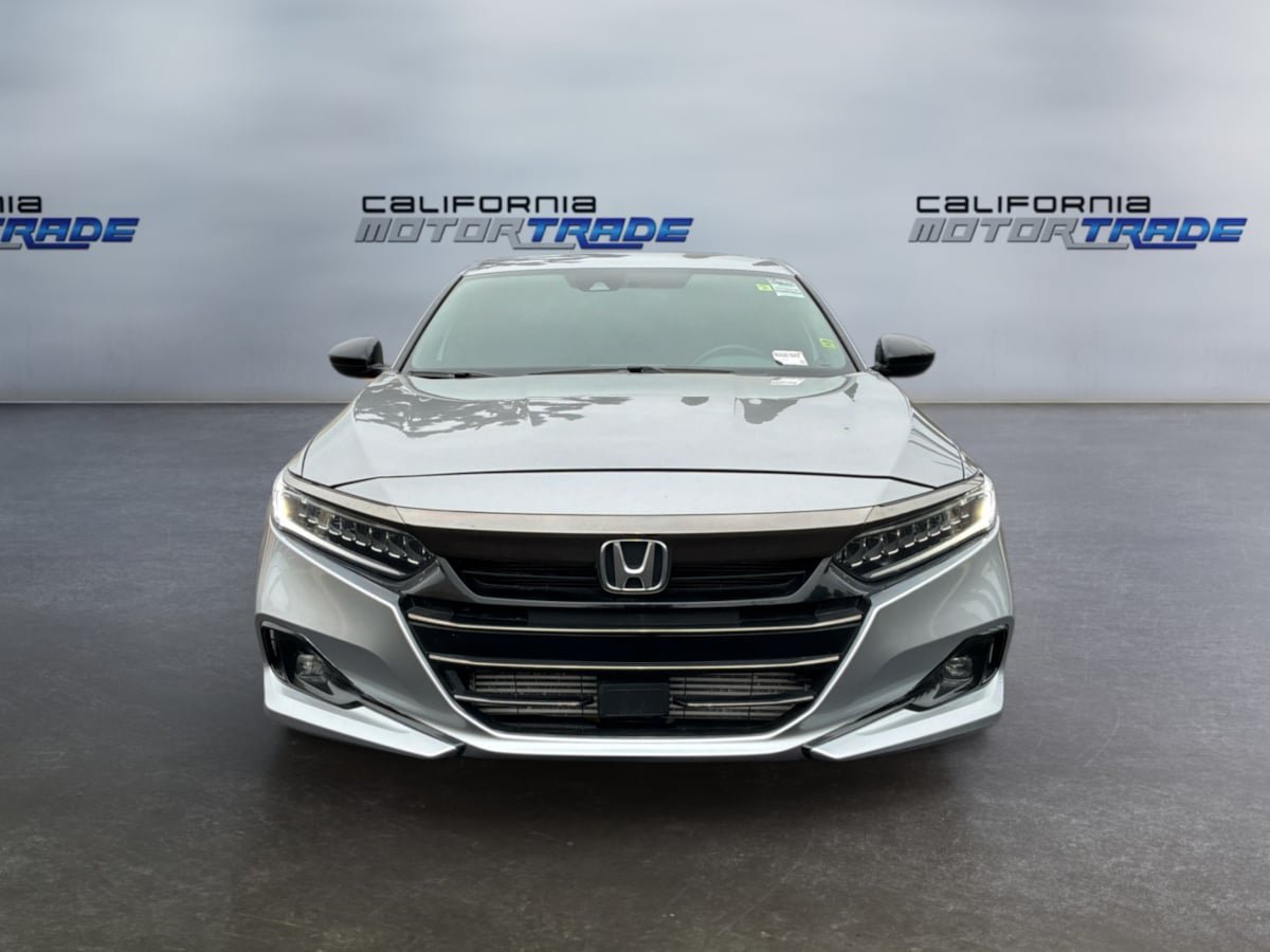 Used 2021 Honda Accord Sport image 2