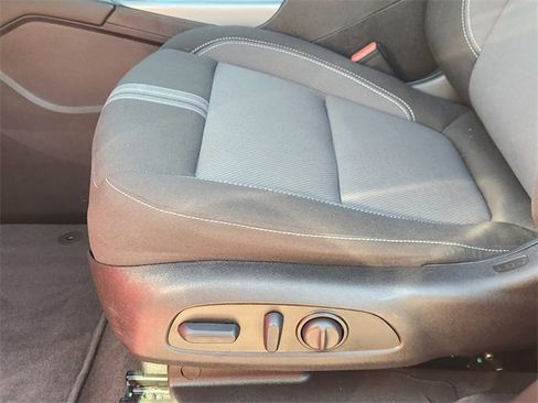 Used 2023 Chevrolet Blazer LT w/ Driver Confidence Package image 23