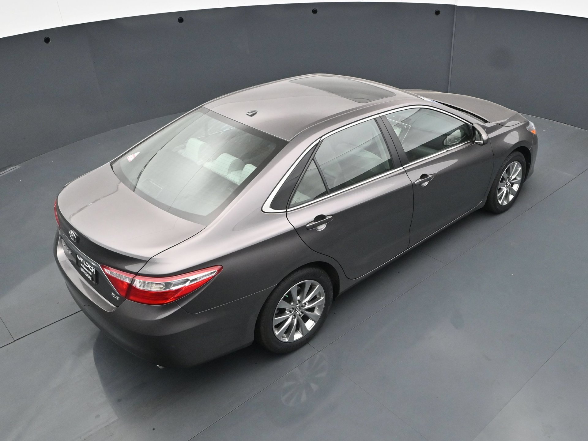 Used 2015 Toyota Camry XLE FWD image 37
