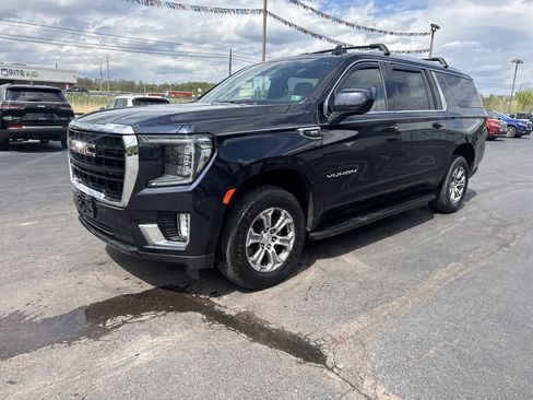 Used 2021 GMC Yukon XL SLE AWD/4WD image 8