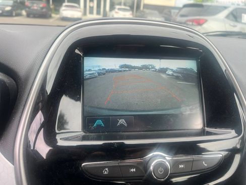 Used 2018 Chevrolet Spark LT FWD image 21