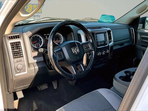 Used 2014 RAM 1500 Classic SLT RWD image 17