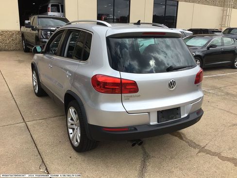Used 2016 Volkswagen Tiguan SEL image 4