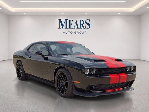 Used 2023 Dodge Challenger SRT Hellcat RWD image 7