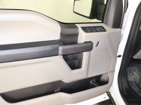 Used 2020 Ford F150 XL w/ Equipment Group 101A Mid image 39