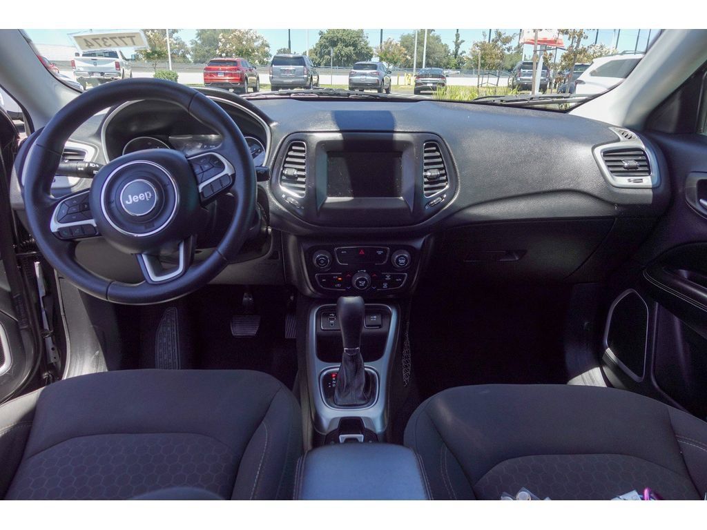 Used 2019 Jeep Compass Sport FWD image 26