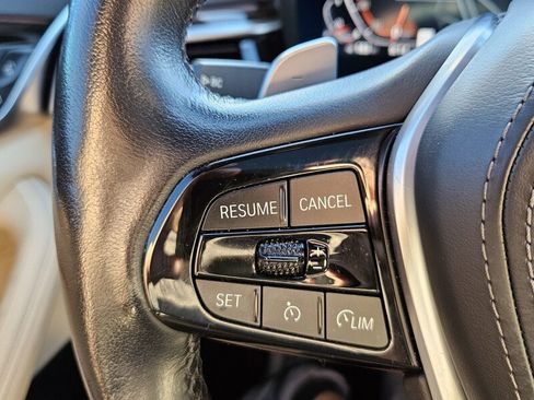 Used 2022 BMW 530i xDrive w/ Convenience Package image 23