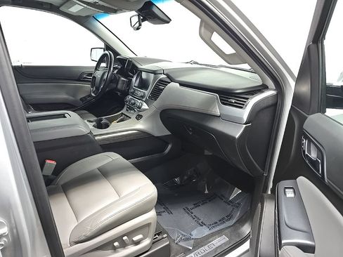 Used 2019 Chevrolet Tahoe LT AWD/4WD image 18