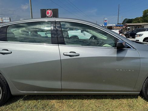 Used 2024 Chevrolet Malibu LT FWD image 8