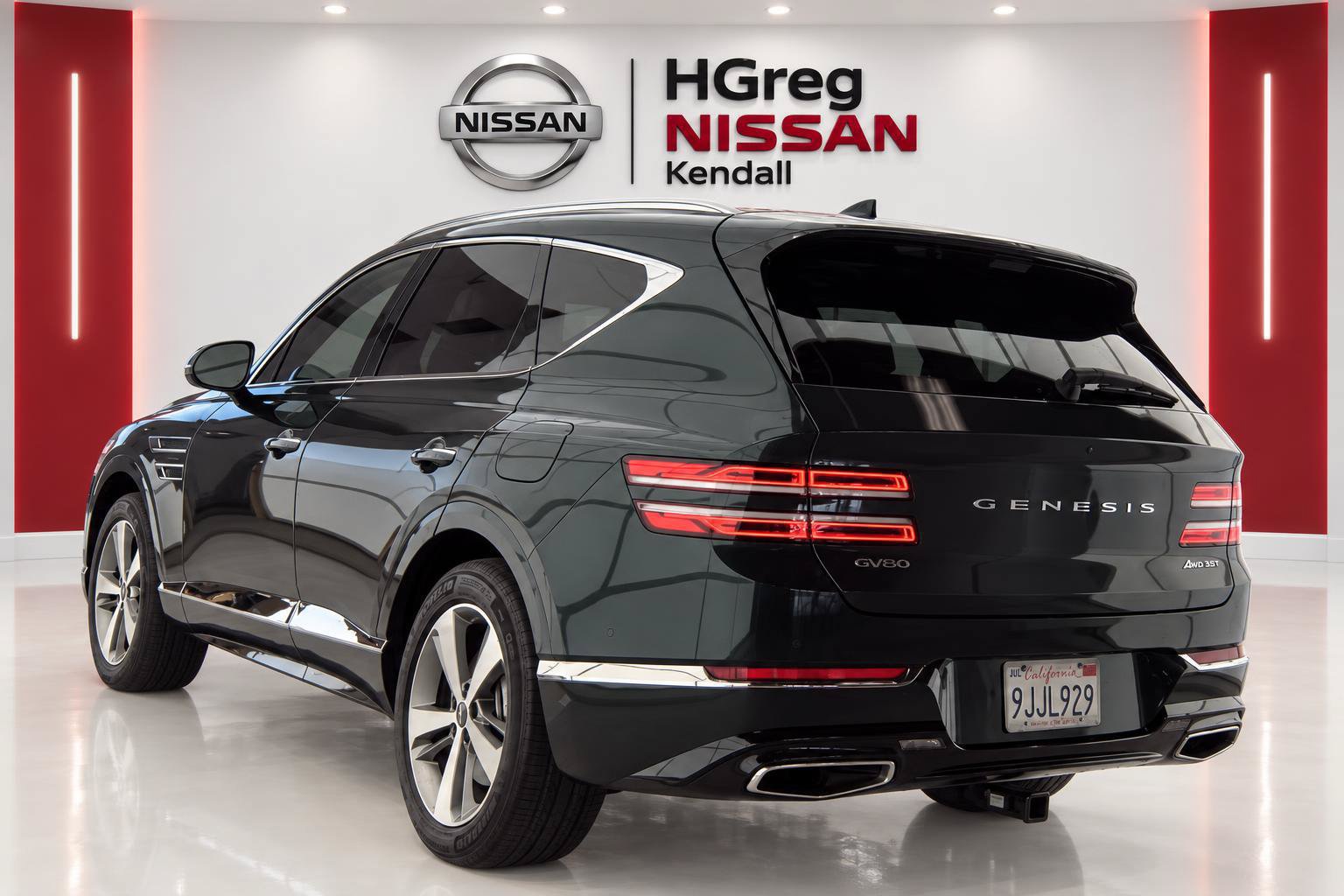 Used 2023 Genesis GV80 3.5T w/ Advanced Package AWD/4WD image 2