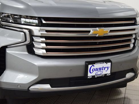 Used 2023 Chevrolet Tahoe High Country AWD/4WD image 13
