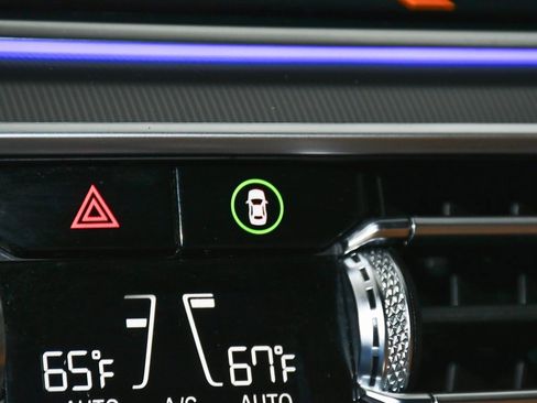 Used 2023 BMW X6 xDrive40i w/ M Sport Package image 33