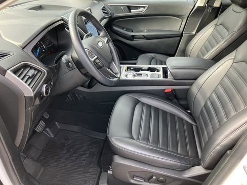 Used 2024 Ford Edge SEL w/ Convenience Package image 13