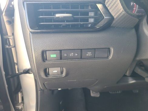 Used 2021 Nissan Sentra SV image 22