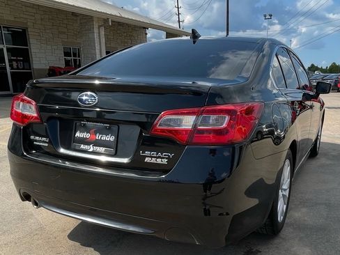 Used 2017 Subaru Legacy 2.5i Premium image 6