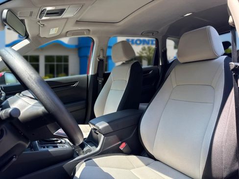 Used 2025 Honda CR-V EX image 14
