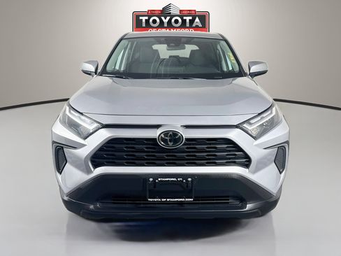 Used 2024 Toyota RAV4 LE AWD/4WD image 2