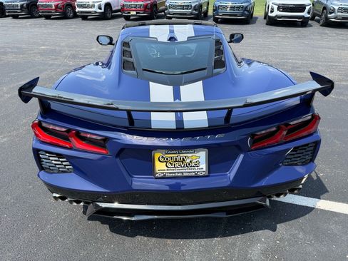 Used 2025 Chevrolet Corvette Stingray Preferred Cpe w/ Chrome Exterior Badge Package RWD image 7