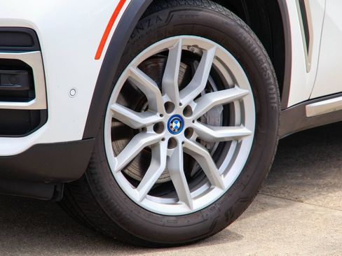 Used 2022 BMW X5 xDrive45e w/ Executive Package AWD/4WD image 31