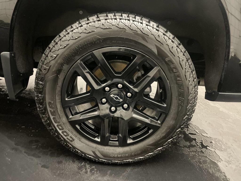 Used 2024 Chevrolet Silverado 1500 RST AWD/4WD image 27
