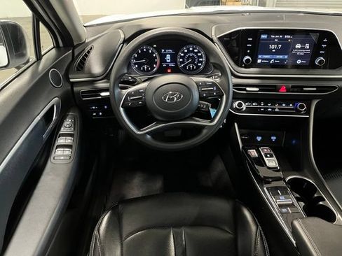 Used 2023 Hyundai Sonata SE FWD image 18