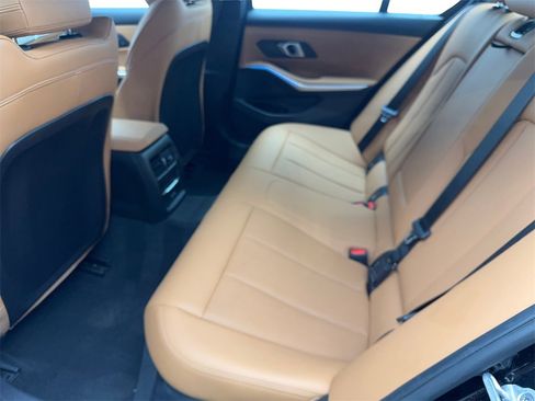 Used 2025 BMW 330i Sedan image 33