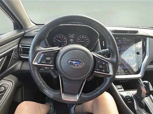 Used 2022 Subaru Outback Limited image 8