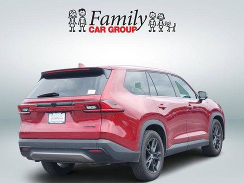 Certified 2025 Toyota Grand Highlander FWD image 4