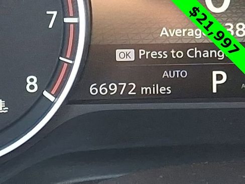 Used 2024 Nissan Rogue SV image 21