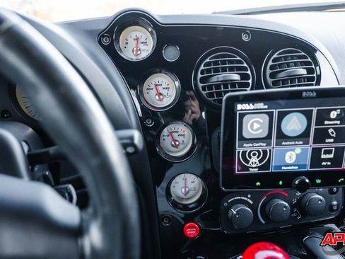 Used 2004 Dodge Viper SRT-10 image 15