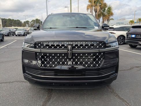 New 2025 Lincoln Navigator L Black Label image 9