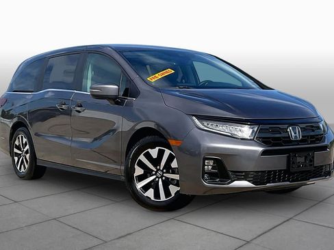 Used 2025 Honda Odyssey EX-L image 3