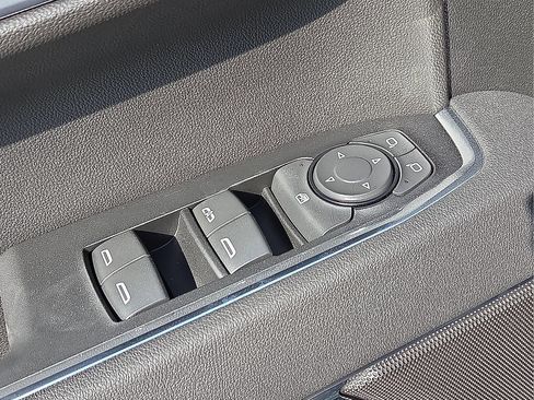 New 2026 GMC Sierra 1500 SLE w/ Preferred Package image 13